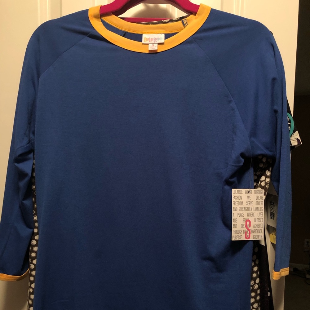 New Lularoe LLR Randy size small